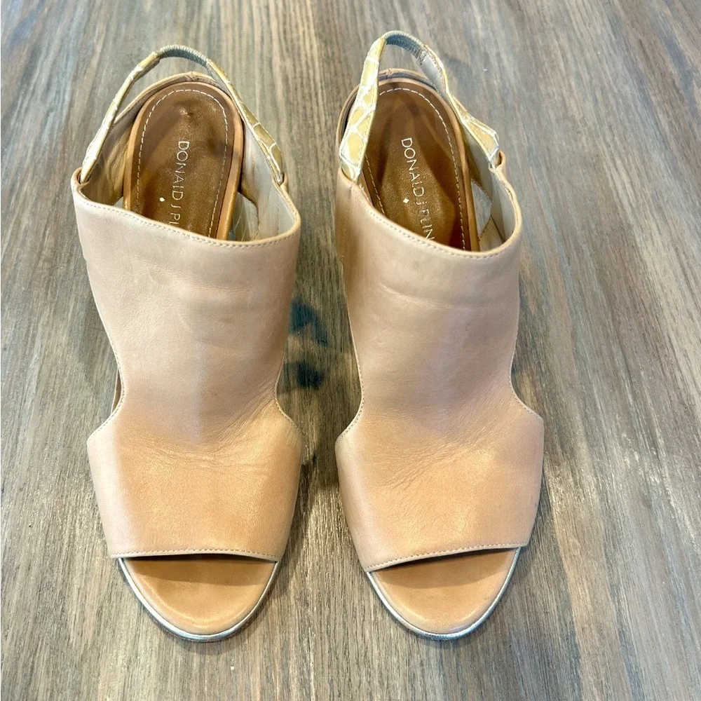 Womens Donald Pliner Katya Sand Leather Slingback Open Toe Block Heels Size 9M